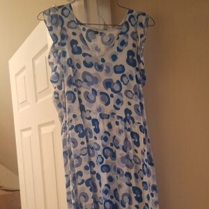 Blue and White Patterned Sleeveless Dress